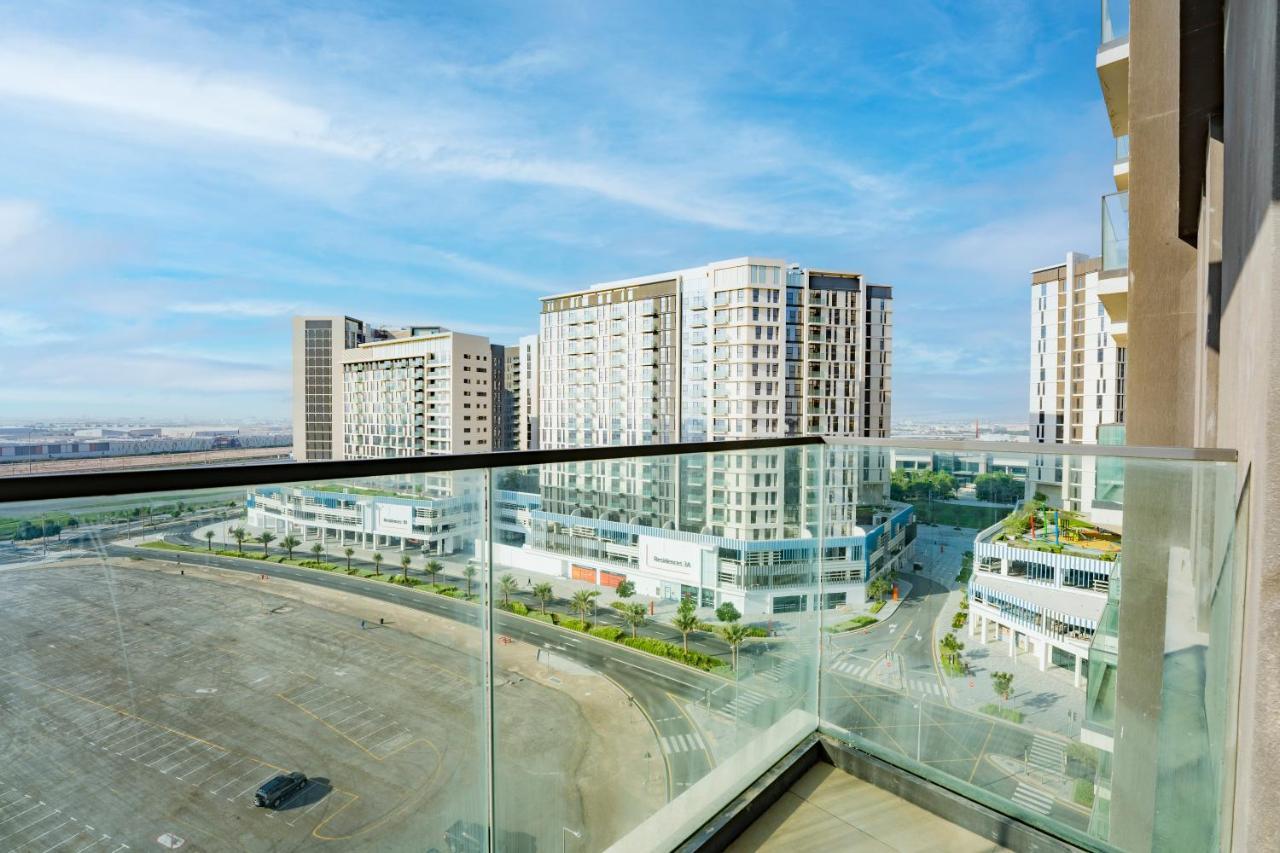Expo Village Serviced Apartments Dubai Exteriör bild