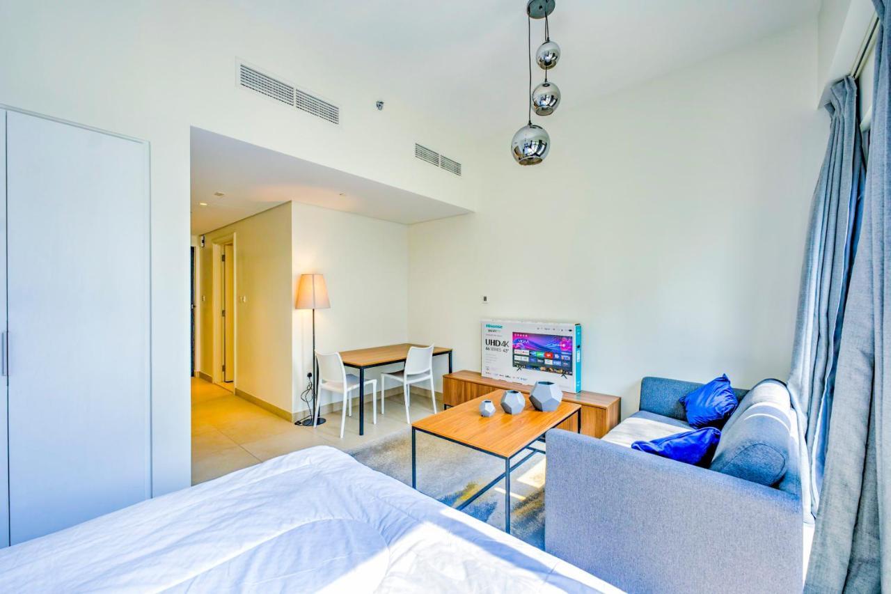 Expo Village Serviced Apartments Dubai Exteriör bild